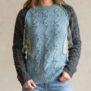 One Girl Who Sweater XS Blue Grey Colorblock Wool Mohair Popcorn Cable Knit EUC